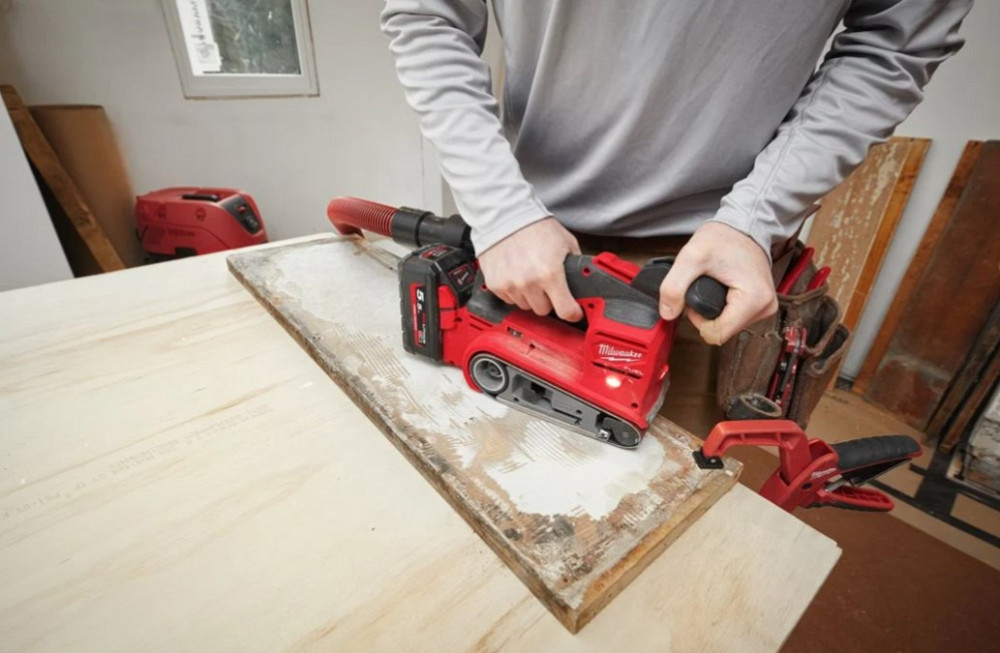 Шліфмашина стрічкова акумуляторна MILWAUKEE, M18 FBTS75-0 Одесса - изображение 10