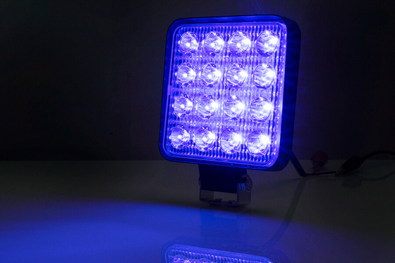 Фара LED квадратна (світло синій), 16 led діодів, 6500K, 12 В, (110 мм х 110 мм х 15 мм), led chip 3030, IP65, Мукачево