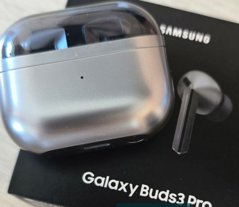 Наушники оригінал SAMSUNG BUDS3 PRO SILVER. Киев - изображение 3