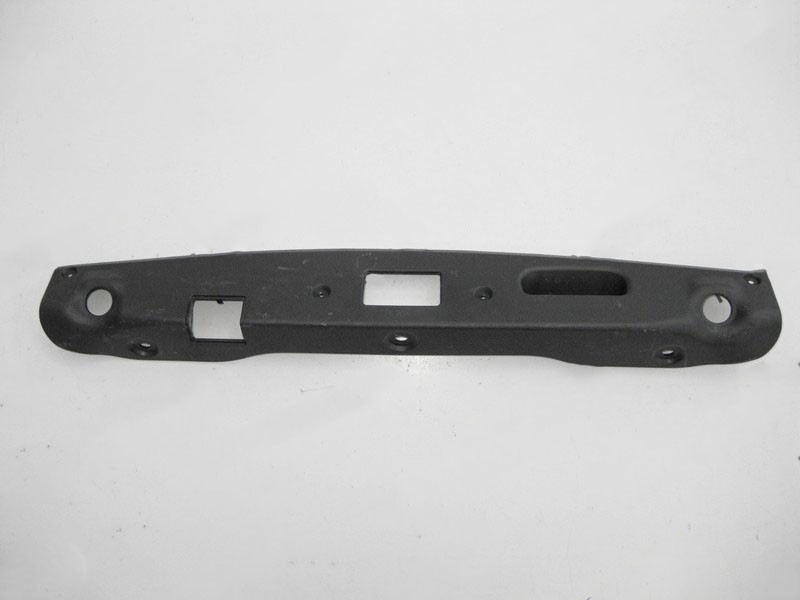 Mercedes-Benz  A2047580002 Внутрішня нижня накладка торця кришки багажника C-Class W204 Одеса - фото 1