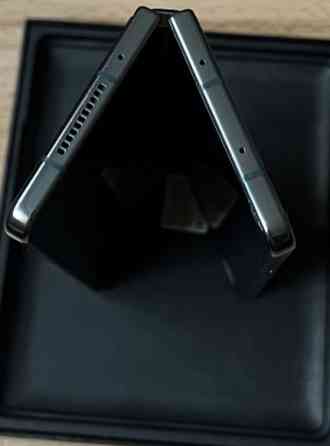 Смартфон Samsung Galaxy Fold 4 12/512Gb. Gray green. Харків