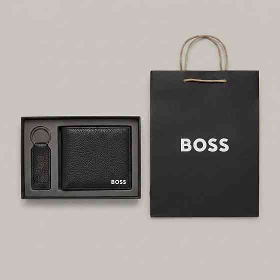 Чоловічий шкіряний брендовий гаманець з брелоком Boss (7703-2) Київ