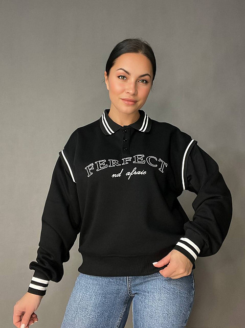 Свитшот женский A-N 25067 поло с воротничком пуговицы оверсайз с надписью вышивкой PERFECT one size, черный, one size Киев - изображение 3