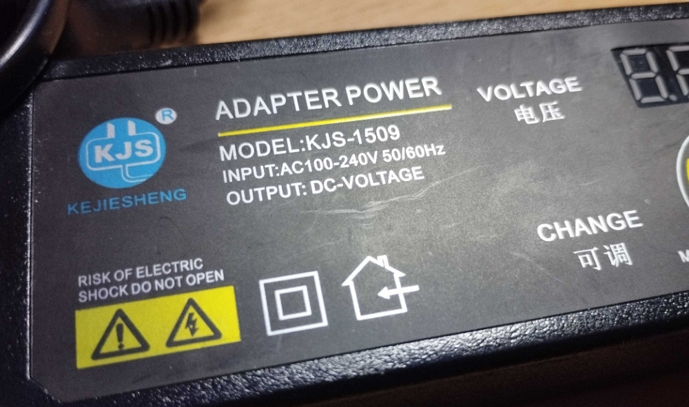 Блок живлення регулюємий 3-30вольт 60ватт зарядка. Харків - фото 2