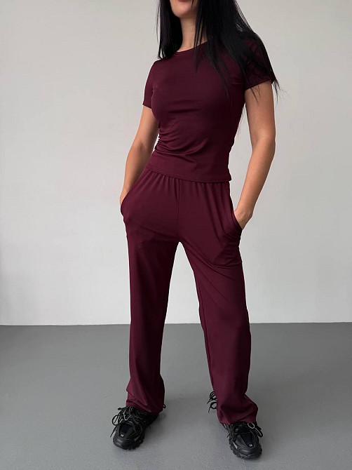 Женский базовый костюм тройка: лонгслив, футболка и штаны микродайвинг Бордо Одесса - изображение 5