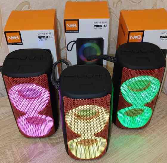 Мощная блютуз колонка с подсветкой и FM радио. Харків