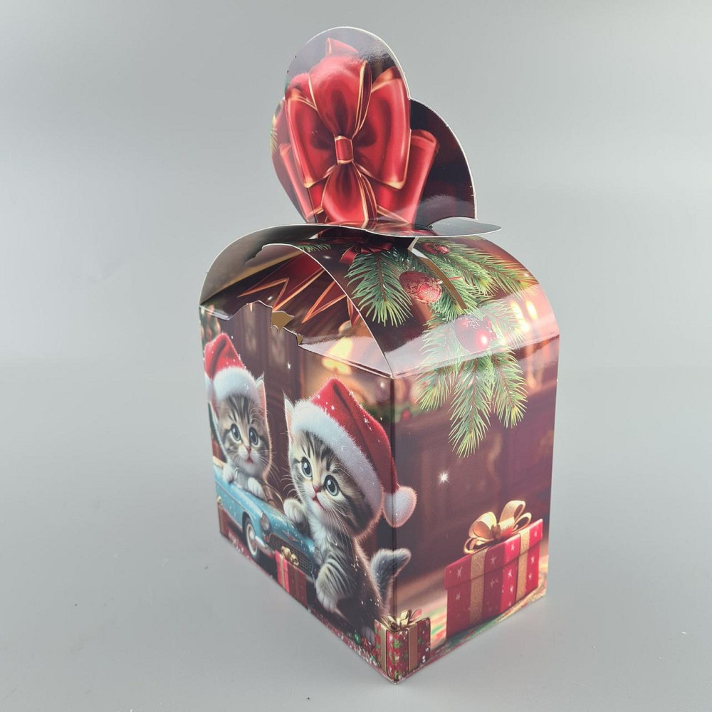 Новогодняя подарочная картонная упаковка для конфет (500грм) №236 