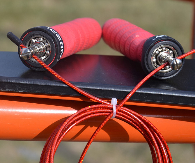 Скакалка швидкісна на підшипниках PowerPlay 4208 Fitness Jump Rope Червона (3m.) Кам'янське - фото 7