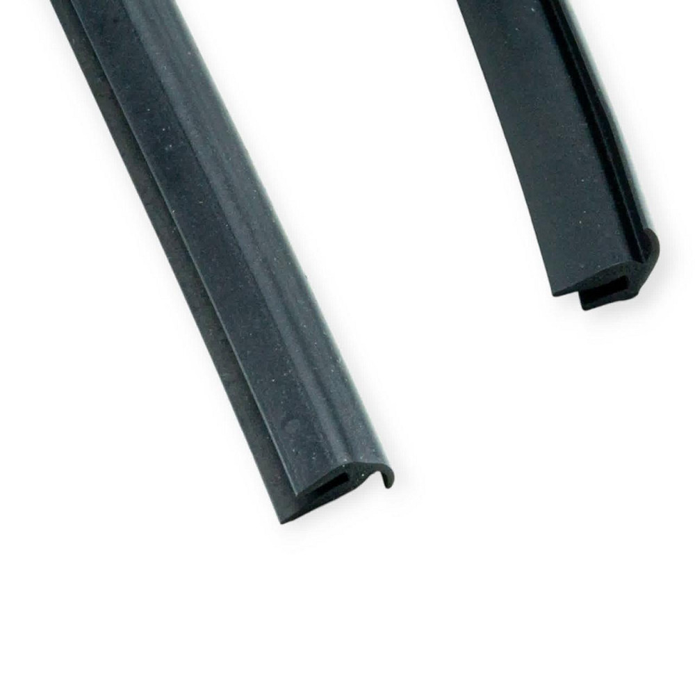 Ущільнювач скла 2110, 2111, 2112 нижній (1500 мм) лобового Мукачево - фото 1