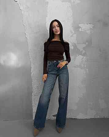 Жіночий лонгслів із відкритими плечима та витонченим драпіруванням уздовж плечей і боків турецький мікродайвінг Шоколад Одеса