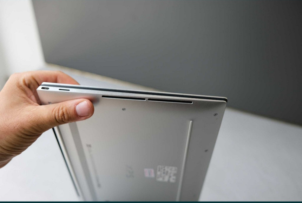 Ноутбук Dell XPS 9310 4k 13.4 Intel 11th i7-1185G7 16Gb 512 SSD bettery б/у Киев - изображение 6