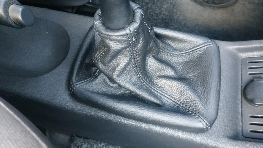 Чехол кпп кулисы кожаный Опель Комбо. Чехол кпп из натуральной кожи Opel Combo Киев - изображение 1