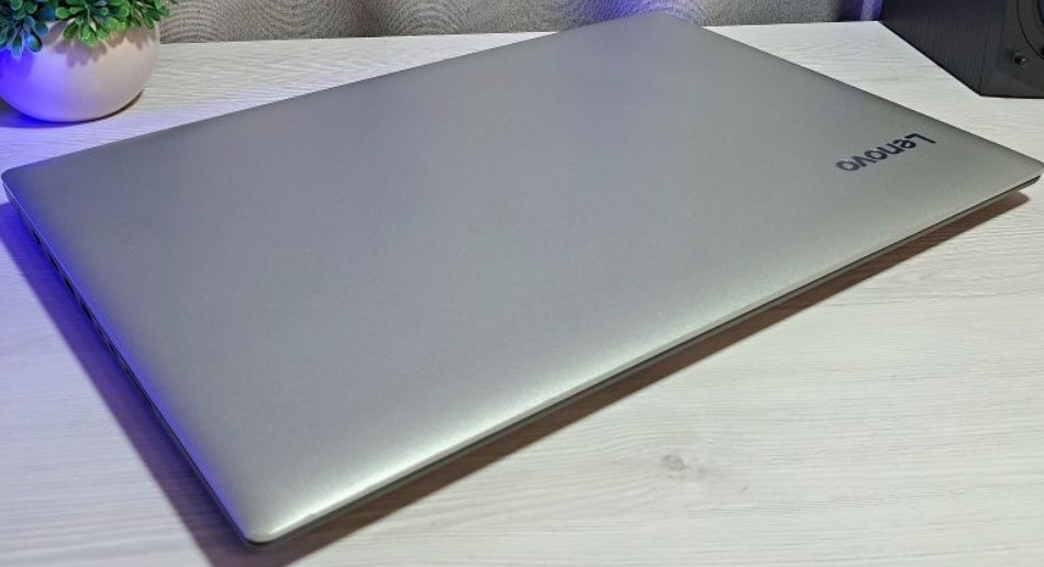 Ноутбук: Lenovo IdeaPad 330/ i5-8250U / 8Gb./ 128Gb. / Intel UHD 620 до 2Gb. Киев - изображение 1