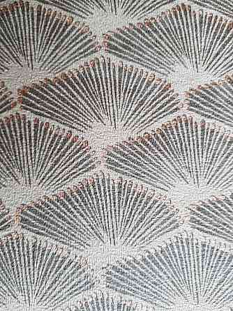 Шпалери вінілові Decoprint Breeze 0.53х10 м геометрія смужки віяло коричневі, золотисті на світло-коричневому Київ