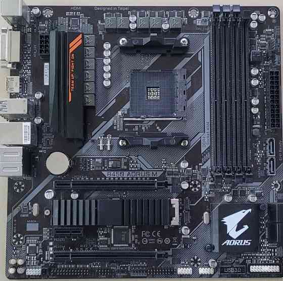 Материнська Плата Gigabyte b450 AORUS m для сокета ам4. Київ