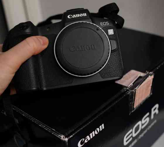 Фотоапарат Canon R повний комплект! Київ