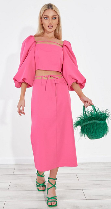 Красивый розовый костюм Киев - изображение 3