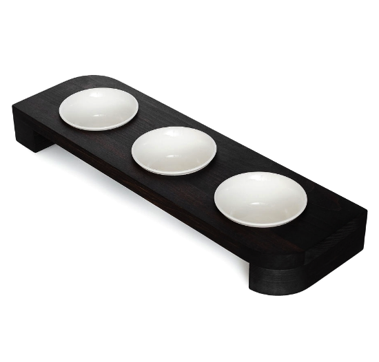 Подставка под миски для кошек 