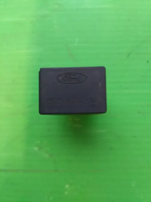 Реле автомобільне F578-14B192-AA Форд Б/в в хорошому стані. Ціну уточнюємо...Доставка по Україні... Накладений платіж або оплата на картку. Винница - изображение 1