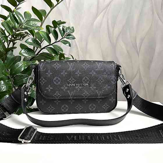 Брендова жіноча сумка. Жіноча сумка маленька через плече. Київ