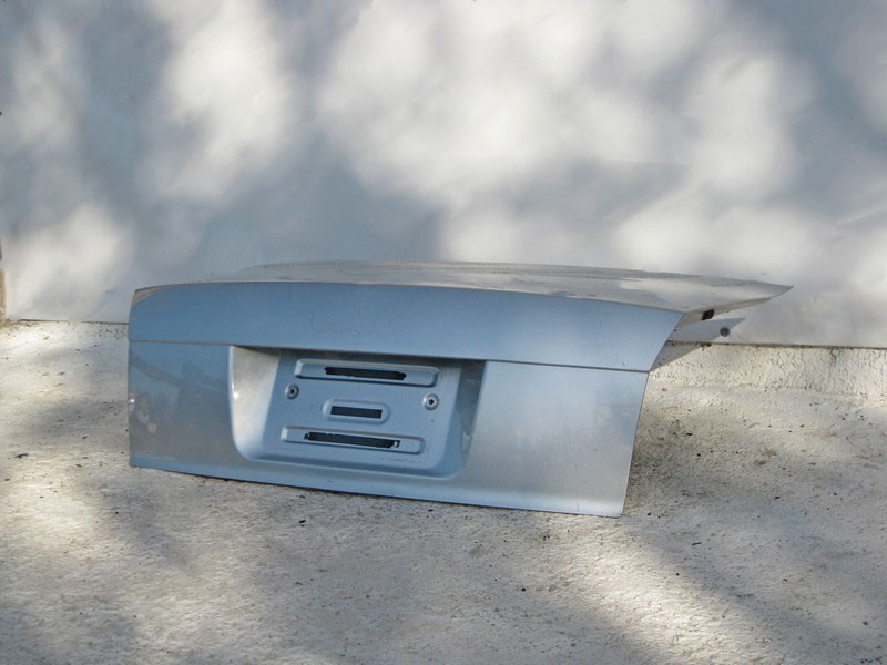 VAG  8E5827023D Кришка багажника з невеликою вм'ятиною Audi A4 B6 (2001-2005) USA Одеса - фото 3