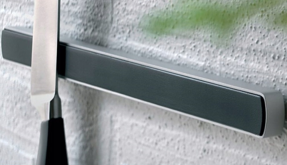 Настенный Магнит для хранения Ножей 32 см Fiskars 