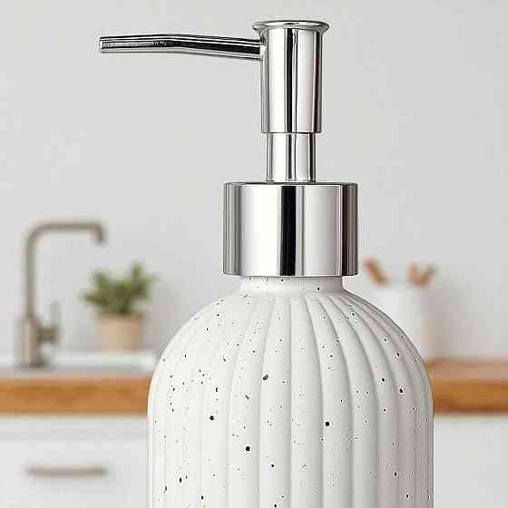 Диспенсер стеклянный матовый для жидкого мыла White 440 мл Винница