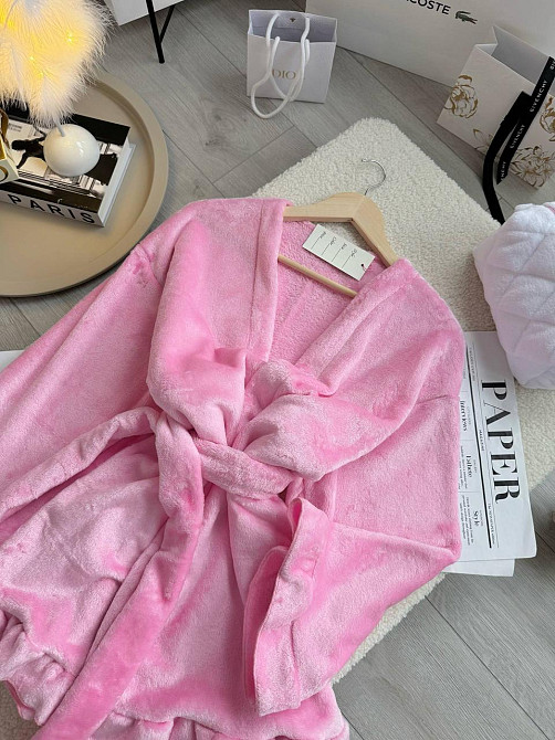 Жіночий теплий короткий халат на запах з рюшами Одеса - фото 4