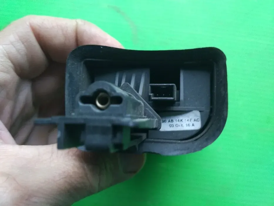 Підрульовий перемикач аудіосистеми 98Ab-14K147-AC Ford Mondeo 3 универсал. Уживані в хорошому стані. Ціну уточнюємо...Доставка по Україні... Вінниця - фото 4