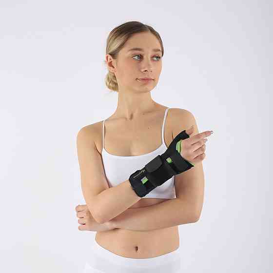 Бандаж для фіксації зап'ястя та великого пальця з металевою пластиною HS21, на праву руку Розмір S Кам'янець-Подільський