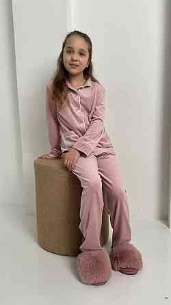 Дитяча велюрова тепла піжама дві кишені Пудровий б/к 154-158 Харків