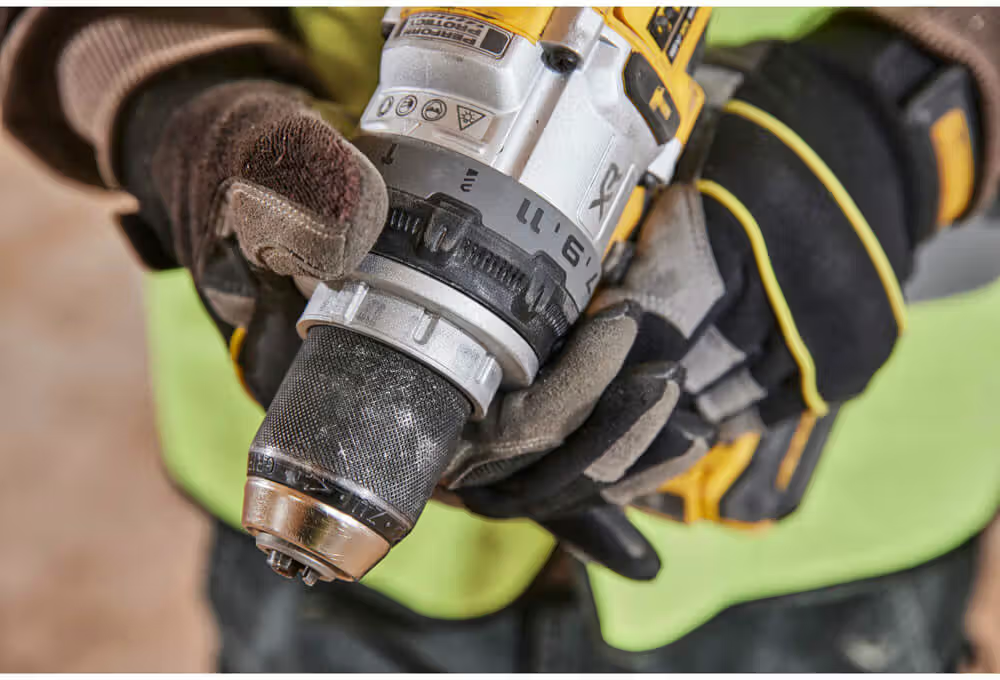 Професійна дриль-шурупокрут акумуляторний безщітковий ударний DeWALT DCD1007H2T : з АКБ 2шт-18V 5.0Ah і ЗП Київ - фото 10