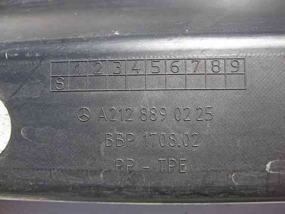 Mercedes-Benz  A2128890225 Пильовик переднього правого крила E-Class W212 Одесса