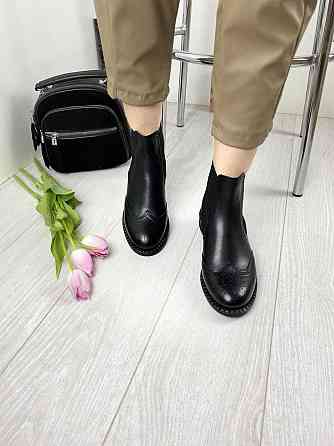 Kadar Черевики жіночі KADAR чорні натуральна шкіра весна-осінь размер 36-40 (00-1105491-Б) Коломия