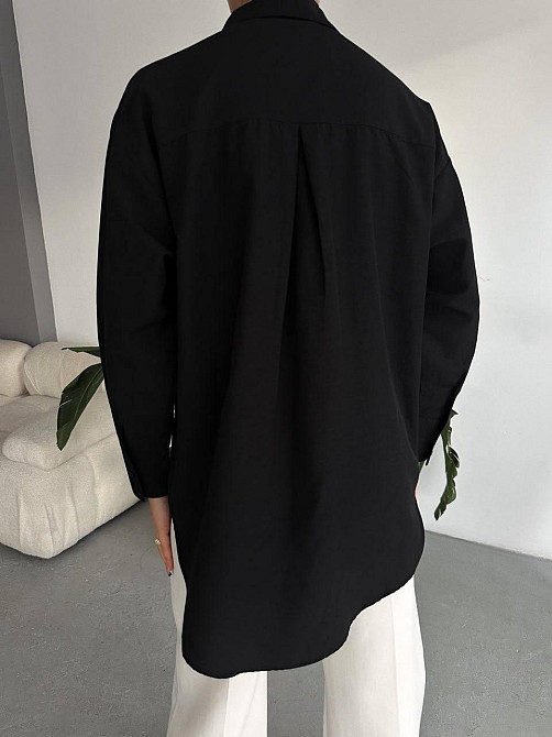 Женская базовая оверсайз рубашка с декором на карманах 65% коттон и 35% полиэстер Одесса - изображение 2