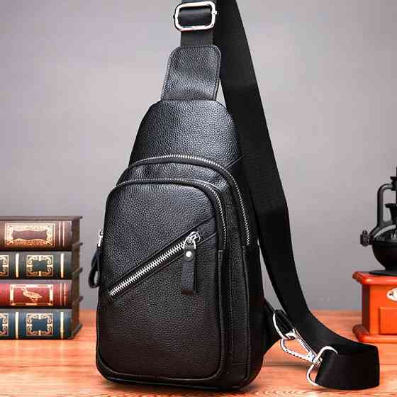 Мужской слинг сумка через плечо кожаная черная Tiding Bag 33737 Каменское
