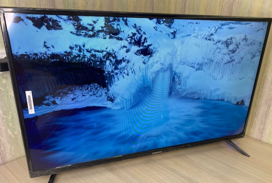 Крутой Телевизор : Samsung 34