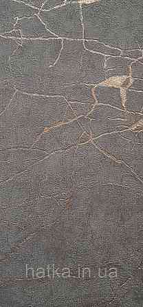 Шпалери вінілові на флізеліні AdaWall Roka 1.06х10 під камінь структурні чорні прожилки золотом 23107-5 Київ