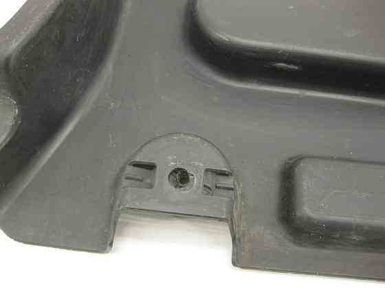 Mercedes-Benz  A2126100008 Захист днища багажника правий E-Class W212 Одесса