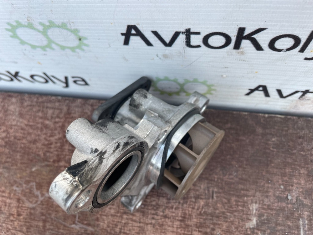 Помпа системи охолодження  Hyundai Tucson 1.7 crdi 2015-2019 Ковель - фото 3