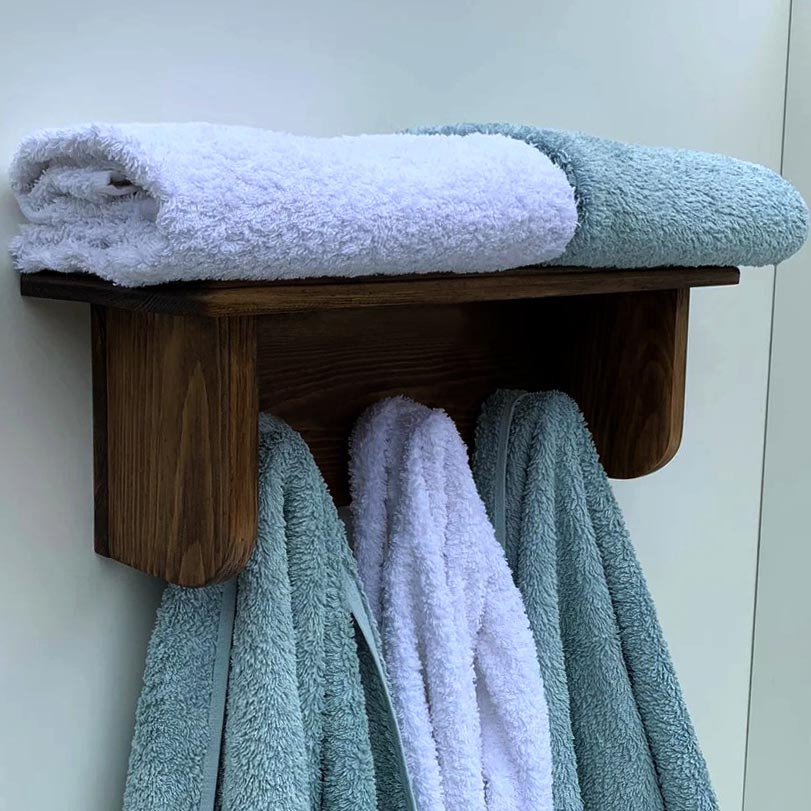 Полка для ванной 