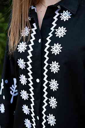 Жіноча сорочка з вишивкою, вишиванка з довгим рукавом чорна лляна  топ Київ