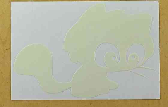 Люминесцентная наклейка 