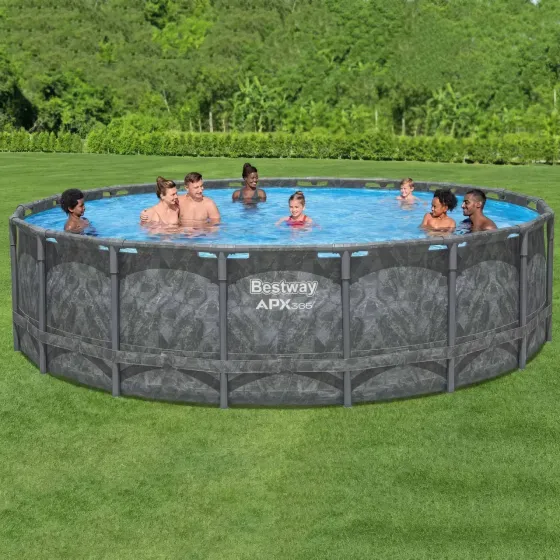 Каркасный круглый бассейн 549х132 см на 26 000 л с фильтр-насосом, лестницей, тентом Bestway 561KC Коломия