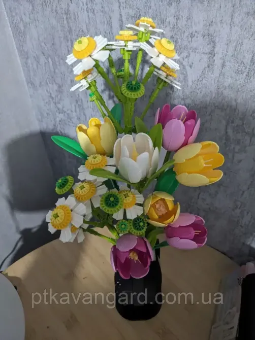 Конструктор цветы букет тюльпанов и ромашек в вазе 1250 деталей Baka Хмельницкий - изображение 4