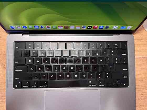 Ноутбук Apple MacBook Pro 14 2021 M1 Pro 16/512Gb. Space.Супер пропозиція! Киев