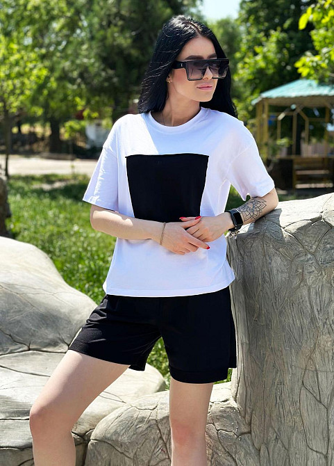 Двокольоровий костюм з шортами "Numb" оптом | Норма | Розпродаж моделі Чорний, 42-44 Київ - фото 6