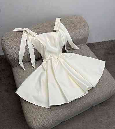 Жіноче святкове романтичне мініплаття зі щільного турецького атласу Молочний, 42/44 Одеса