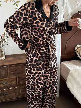 Женская леопардовая пижама двойка: рубашка и штаны софт шелк Одесса