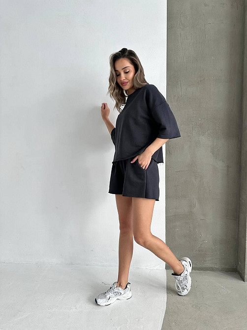 Жіночий повсякденний прогулянковий костюм-двійка: футболка та шорти турецька петля пеньє 100% бавовна Графітова, 42/44 Одеса - фото 5